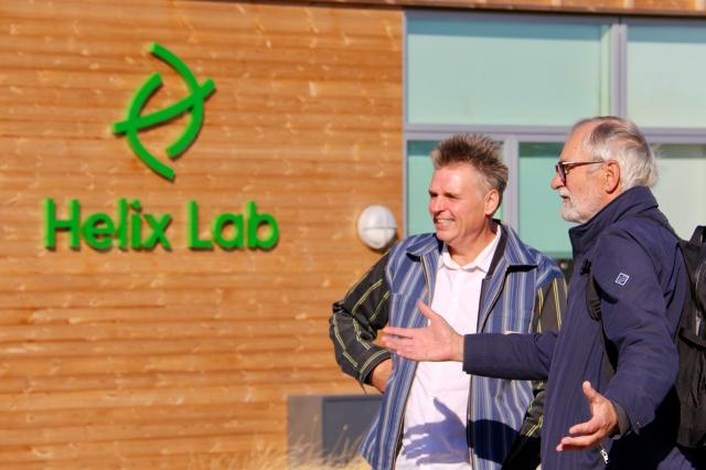 Artist in front of Helix Lab