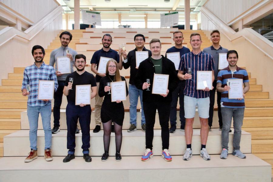 Fellows with diplomas