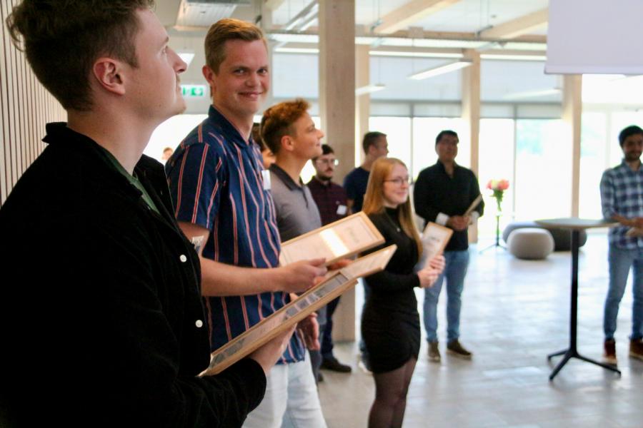 Gallery Walk, Diplomas