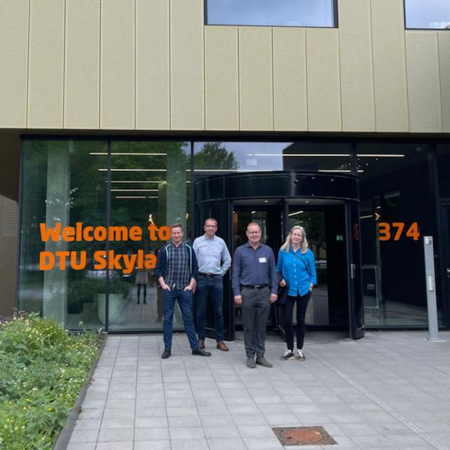 In front of DTU Skylab