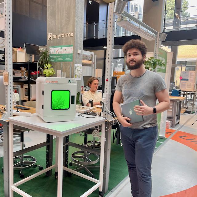 Students at DTU SkyLab