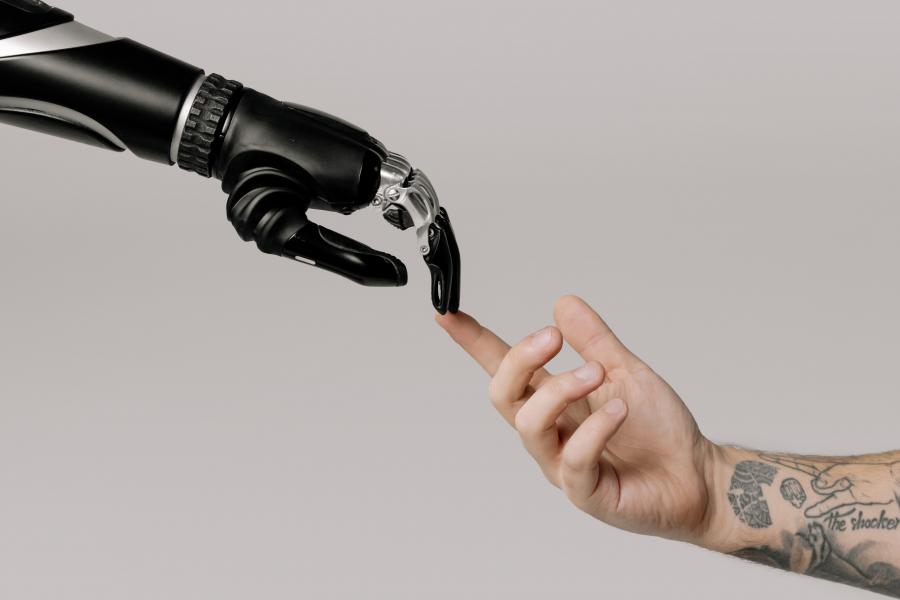 Man & Robot